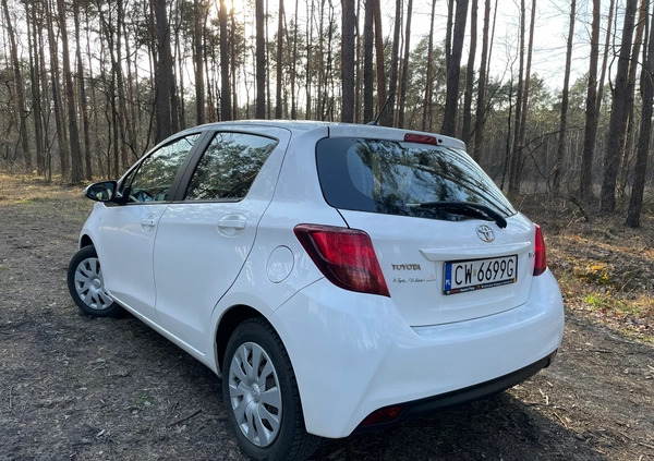 Toyota Yaris cena 28900 przebieg: 263000, rok produkcji 2017 z Włocławek małe 254